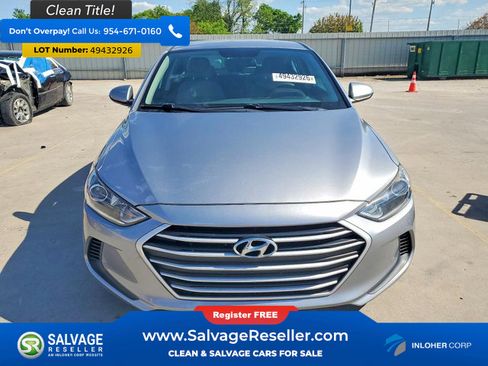 Used 2017 Hyundai Elantra SE image 7