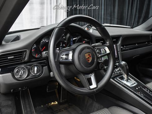Used 2019 Porsche 911 Carrera T RWD image 8
