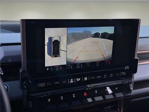 Used 2024 GMC Hummer EV 3X w/ Omega Edition image 11