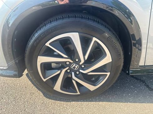 Used 2019 Honda HR-V Sport image 11