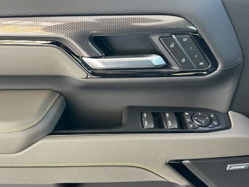 New 2026 Chevrolet Silverado 2500 ZR2 w/ LPO, Dark Essentials Package image 11