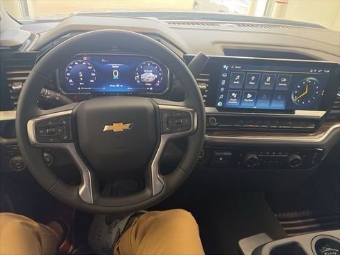 New 2026 Chevrolet Silverado 1500 LT AWD/4WD image 15