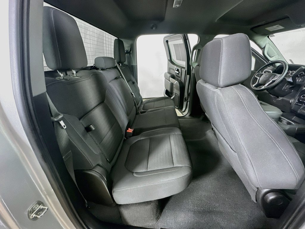 Used 2022 Chevrolet Silverado 1500 RST w/ Safety Package AWD/4WD image 12