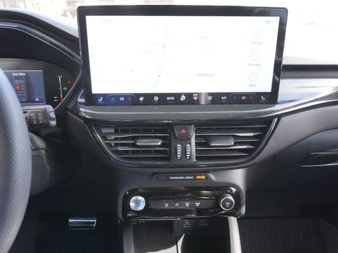 Used 2023 Ford Escape ST-Line w/ Tech Pack #1 image 8