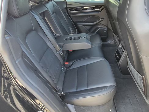 Used 2025 Porsche Macan 4S Electric image 30