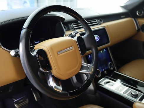 Used 2021 Land Rover Range Rover Autobiography Fifty Edition image 20