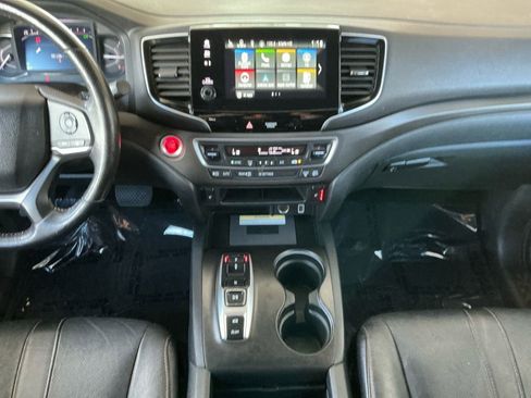 Used 2022 Honda Passport TrailSport image 11