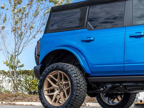 New 2025 Ford Bronco Badlands image 45