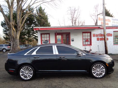 Used 2014 Lincoln MKZ w/ Equipment Group 101A Select image 4