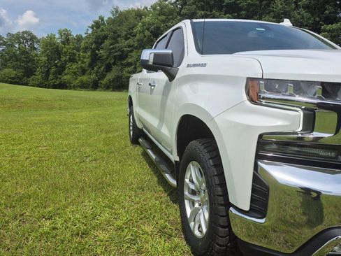 Used 2021 Chevrolet Silverado 1500 LTZ AWD/4WD image 18