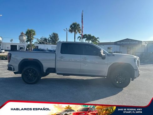 Used 2026 GMC Sierra 2500 AT4 w/ AT4 Premium Plus Package AWD/4WD image 4
