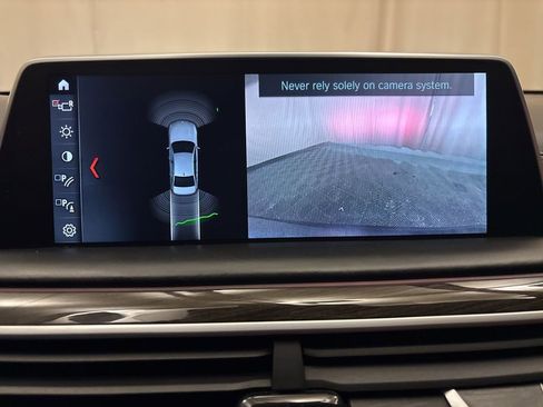 Used 2019 BMW 750i xDrive w/ Executive Package image 19