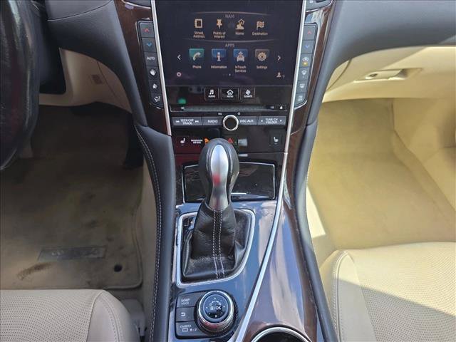 Used 2016 INFINITI Q50 3.0t Premium w/ Driver Assistance Package RWD image 12