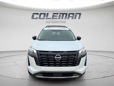 New 2026 Nissan Pathfinder Platinum w/ Cargo Package image 2