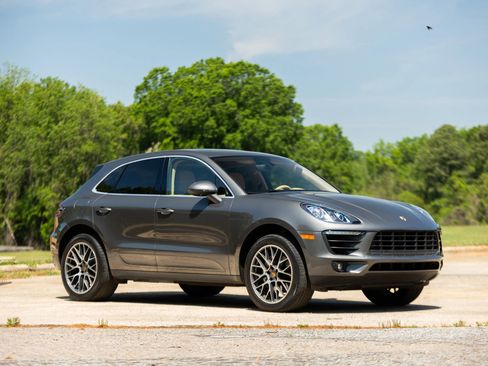 Used 2016 Porsche Macan S image 5