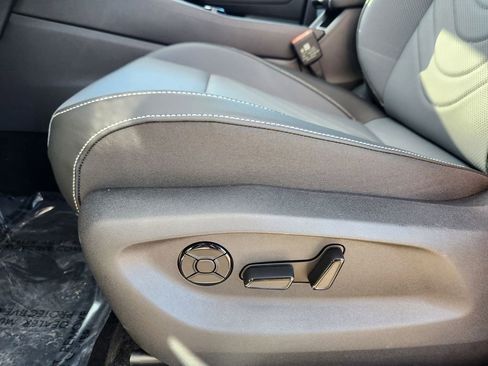 New 2026 Volkswagen Tiguan SE AWD/4WD image 15