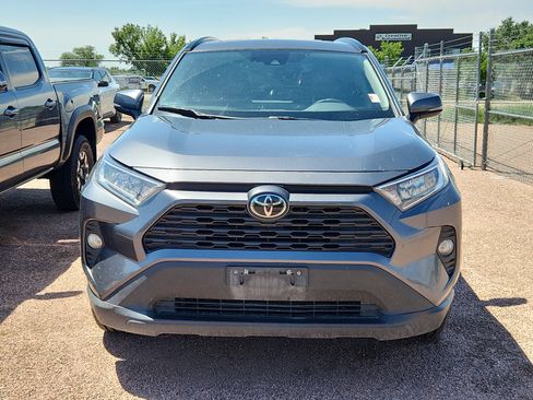 Used 2021 Toyota RAV4 XLE Premium AWD/4WD image 2