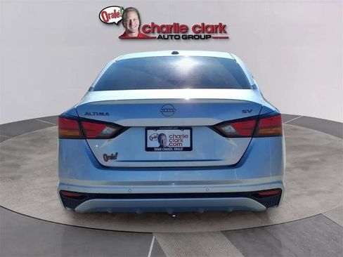 Certified 2024 Nissan Altima 2.5 SV image 4