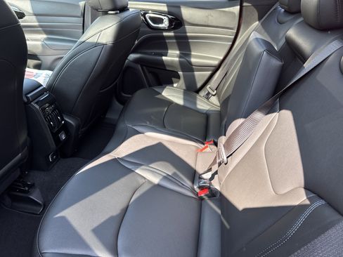 New 2025 Jeep Compass Limited w/ Sun & Sound Group image 24