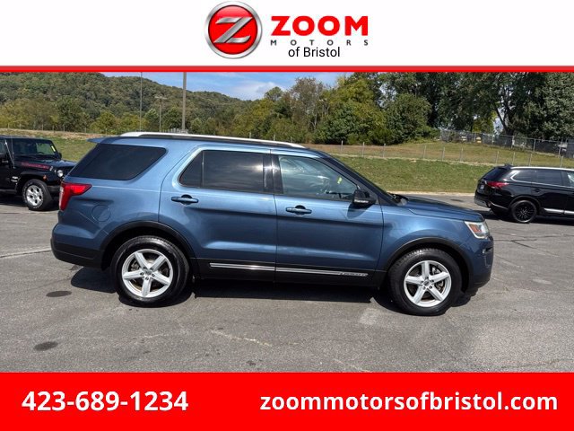 Used 2018 Ford Explorer XLT w/ Equipment Group 202A FWD image 1