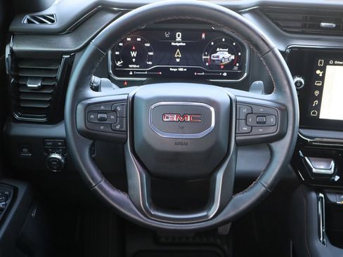 Used 2024 GMC Sierra 1500 AT4 w/ Technology Package AWD/4WD image 13