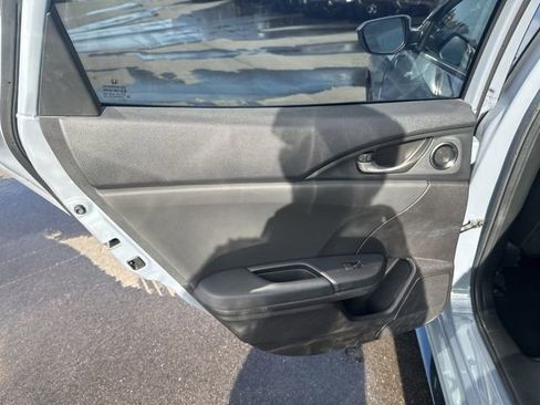 Used 2021 Honda Civic Sport image 16