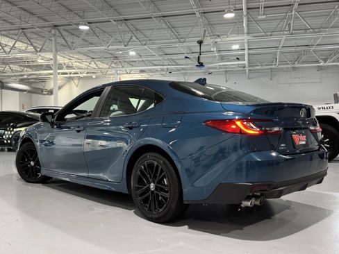 Used 2025 Toyota Camry XSE image 17