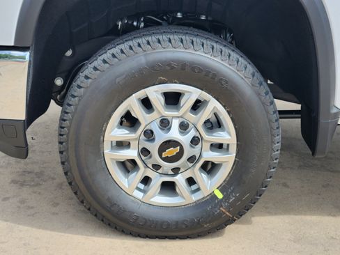 New 2026 Chevrolet Silverado 2500 W/T image 18