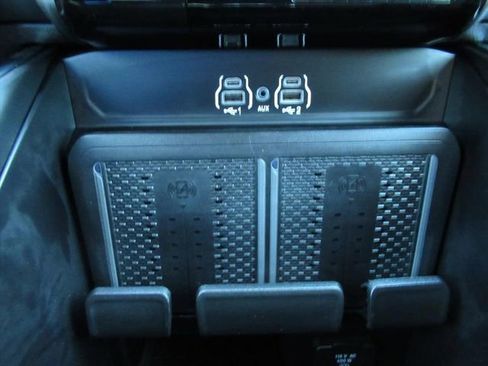 Certified 2026 RAM 3500 Laramie AWD/4WD image 27
