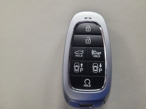 Used 2022 Hyundai Sonata Limited FWD image 32