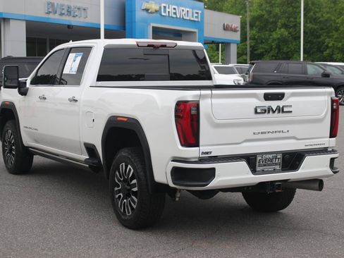 Used 2024 GMC Sierra 2500 Denali Ultimate w/ Max Trailering Package AWD/4WD image 5