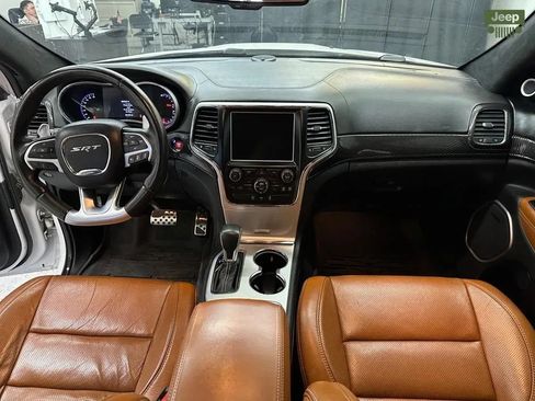Used 2016 Jeep Grand Cherokee SRT w/ Trailer Tow Group IV AWD/4WD image 18