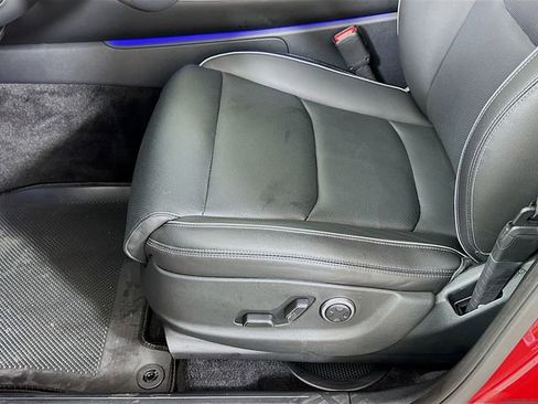 Certified 2026 Genesis GV70 2.5T Advanced image 20