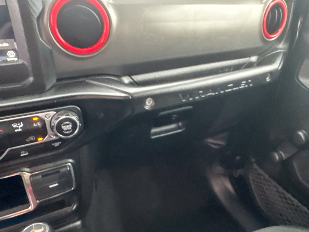 Used 2022 Jeep Wrangler Unlimited Sport AWD/4WD image 27