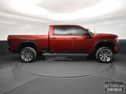 Used 2021 GMC Sierra 2500 AT4 w/ AT4 Preferred Package image 49