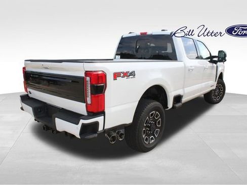 New 2025 Ford F250 Platinum w/ FX4 Off-Road Package image 3