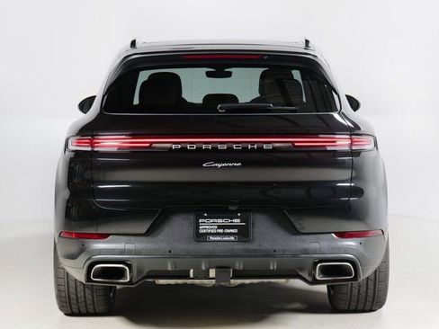 Certified 2026 Porsche Cayenne AWD/4WD image 10