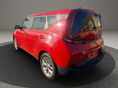 Used 2021 Kia Soul S image 7