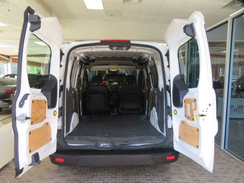 Used 2020 Ford Transit Connect XL image 19
