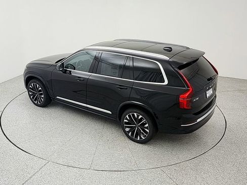New 2026 Volvo XC90 B5 Plus w/ Protection Package image 39