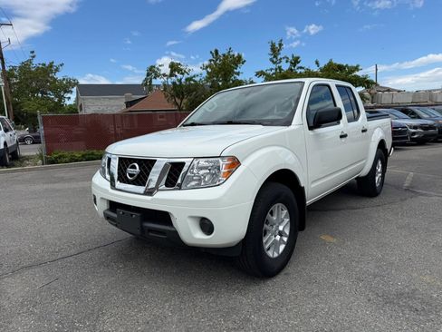 Used 2021 Nissan Frontier SV w/ SV Utility Package AWD/4WD image 1
