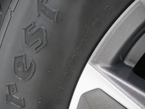 Used 2023 Chevrolet Tahoe LT w/ Luxury Package image 29