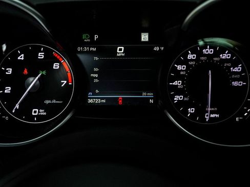 Used 2023 Alfa Romeo Giulia Veloce image 30