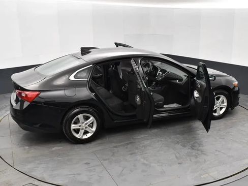 Used 2024 Chevrolet Malibu LT image 6