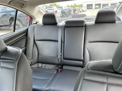 Used 2018 Subaru Legacy 2.5i Limited AWD/4WD image 5