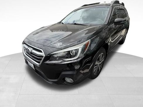 Used 2018 Subaru Outback 3.6R Limited AWD/4WD image 1