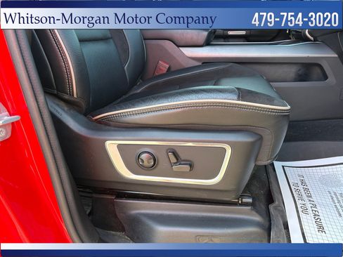 Used 2022 RAM 1500 Laramie AWD/4WD image 40