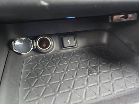 Used 2022 Toyota RAV4 XSE image 30