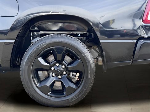 Used 2019 RAM 1500 Big Horn image 43