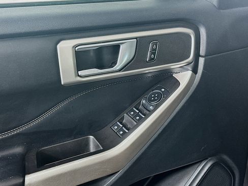 Used 2023 Ford Explorer XLT w/ Equipment Group 202A image 15